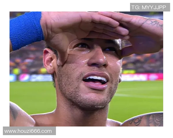 定格视频中的足球明星瞬间与动人背景音乐完美融合的视觉盛宴